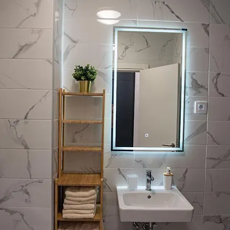 Apartman Bozur/peony *