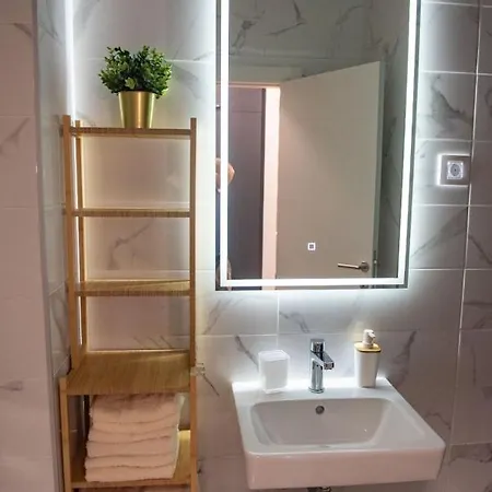 Apartman Bozur/peony