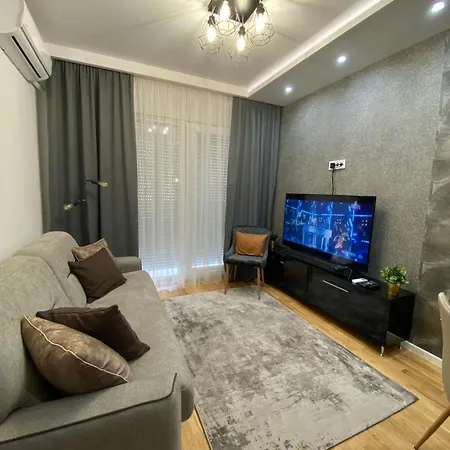 Bozur/peony Apartmán *