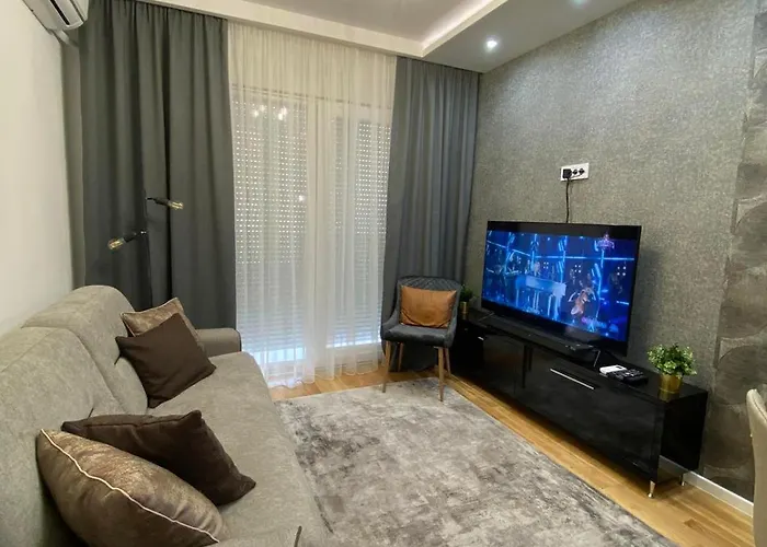 Bozur/peony Apartman *
